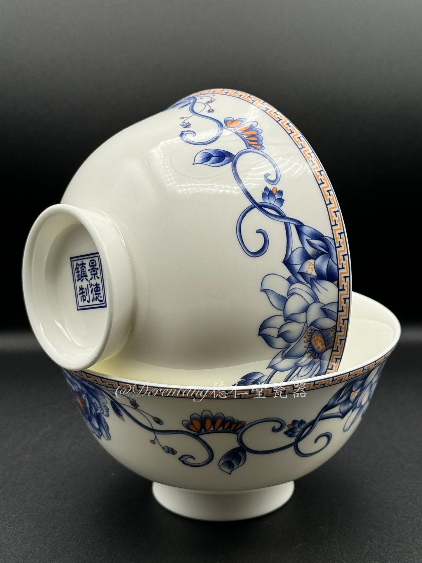 Blue and White Rimmed Pedestal Bowl 青花高脚碗