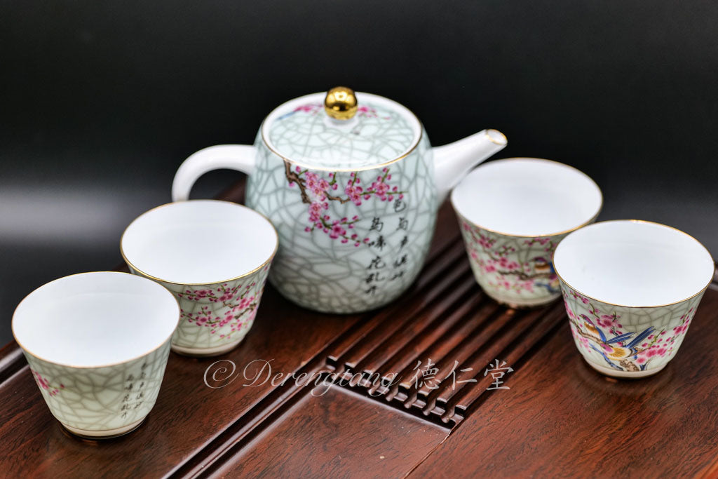 Crackled Glaze Bird and Flower Small Teapot 开片釉花鸟小壶