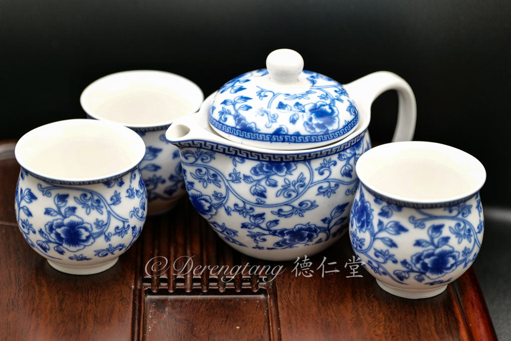 Blue and White Porcelain Tea Set 青花瓷茶具组