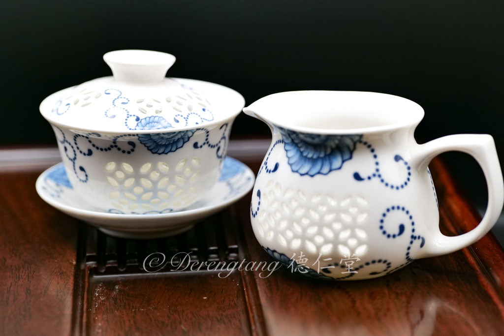 Blue and White Porcelain Linglong Tea Set 青花瓷玲珑茶具套装