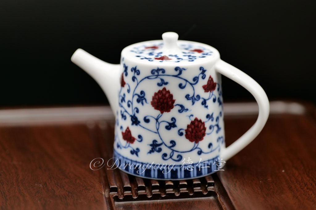 Blue and White Porcelain Tea Pot 青花瓷茶壶