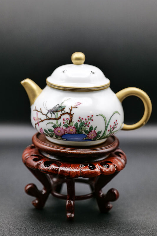 Handcrafted and painted thin golden porcelain tea pot 薄胎镶金手工茶壶