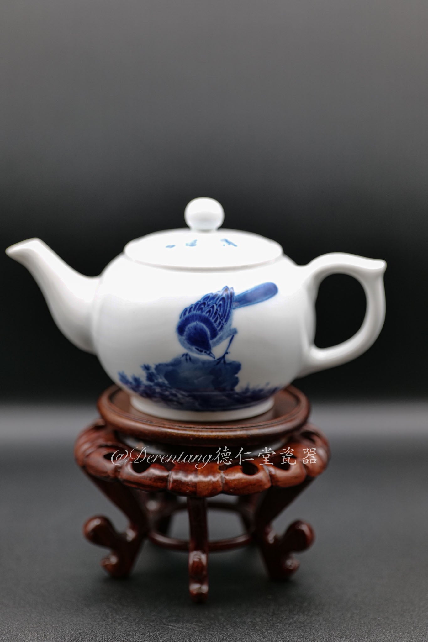 Blue and White Glazed Bird Handmade Flat Teapot Set  青花釉小鸟壶手工扁壶套件