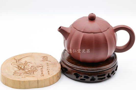 Ribbed Shi Piao Purple Clay Teapot&nbsp 筋纹石瓢紫砂壶